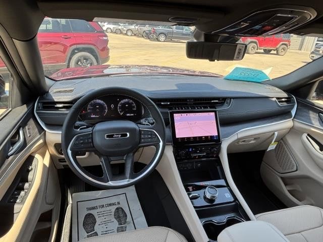 2025 Jeep Grand Cherokee GRAND CHEROKEE L LIMITED 4X4