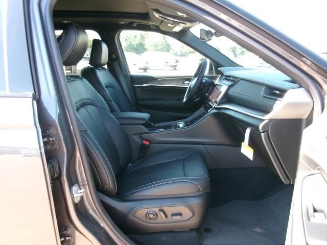 2026 Jeep Grand Cherokee GRAND CHEROKEE L LIMITED RESERVE 4X4