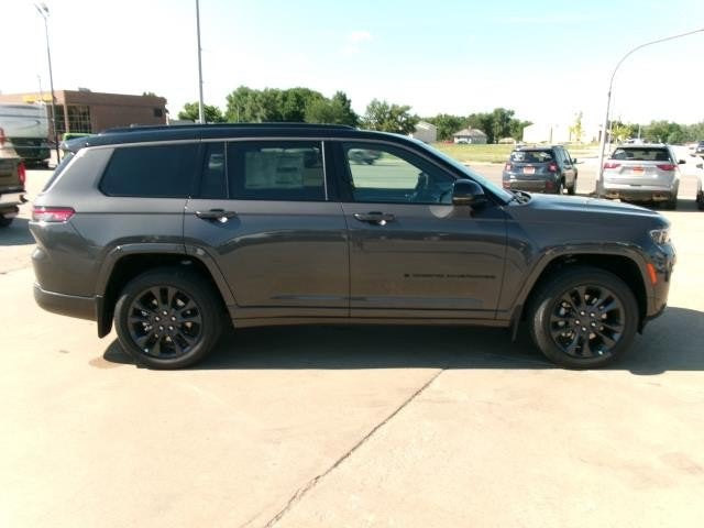 2026 Jeep Grand Cherokee GRAND CHEROKEE L LIMITED RESERVE 4X4