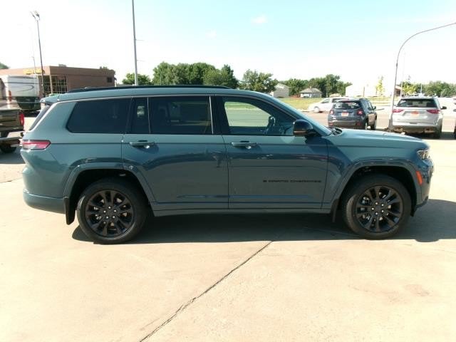 2026 Jeep Grand Cherokee GRAND CHEROKEE L LIMITED RESERVE 4X4