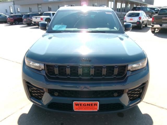 2026 Jeep Grand Cherokee GRAND CHEROKEE L LIMITED RESERVE 4X4
