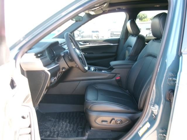 2026 Jeep Grand Cherokee GRAND CHEROKEE L LIMITED RESERVE 4X4