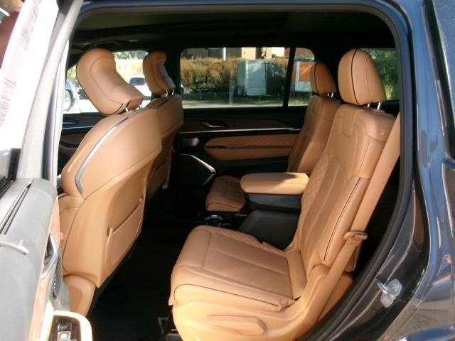 2022 Jeep Grand Cherokee L Summit 4x4