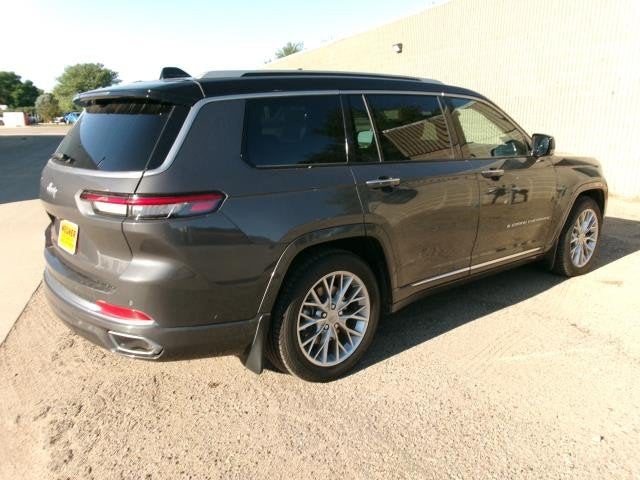 2022 Jeep Grand Cherokee L Summit 4x4
