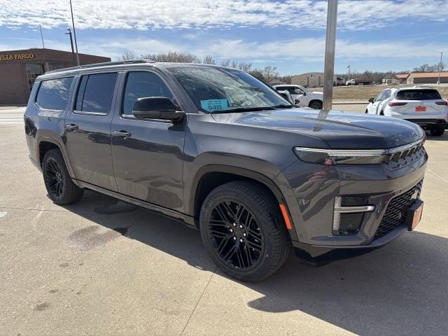 2026 Jeep Grand Wagoneer GRAND WAGONEER L LIMITED RESERVE 4X4