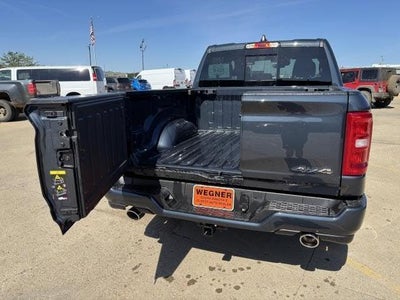 2025 RAM Ram 1500 RAM 1500 BIG HORN CREW CAB 4X4 5'7' BOX