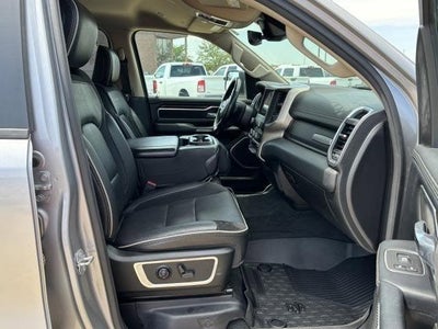 2021 RAM 1500 Laramie Crew Cab 4x4 5'7' Box