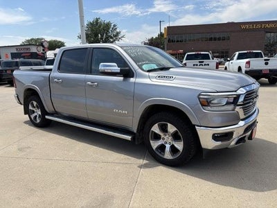 2021 RAM 1500 Laramie Crew Cab 4x4 5'7' Box