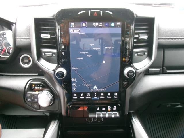2023 RAM 1500 Laramie Crew Cab 4x4 5'7' Box