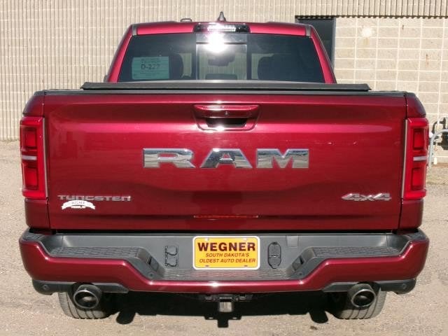 2025 RAM 1500 Tungsten Crew Cab 4x4 5'7' Box