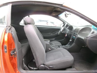 1999 Ford Mustang Base