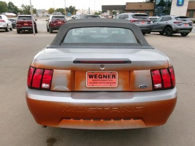 1999 Ford Mustang Base