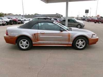 1999 Ford Mustang Base