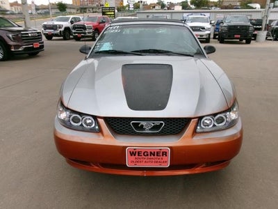 1999 Ford Mustang Base
