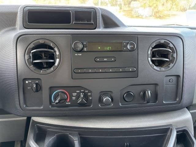 2010 Ford E-450 Cutaway Base