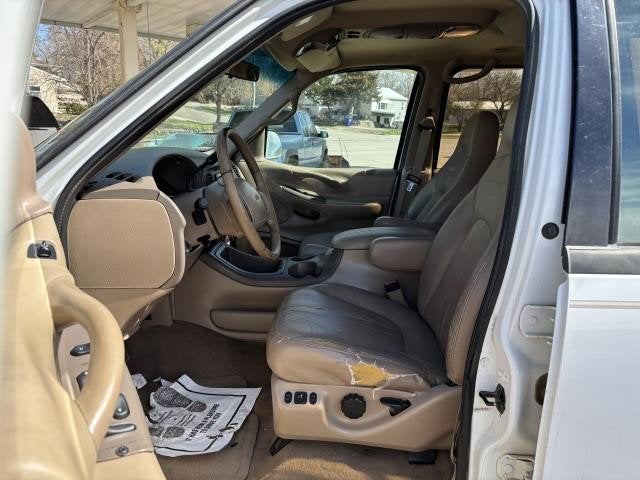 1997 Ford Expedition Base
