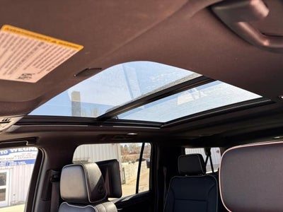 2023 GMC Yukon XL SLT