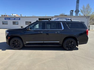 2023 GMC Yukon XL SLT