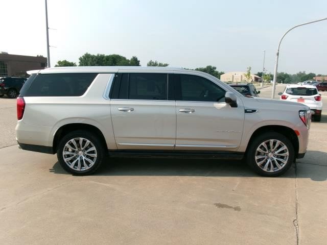 2024 GMC Yukon XL 4WD Denali