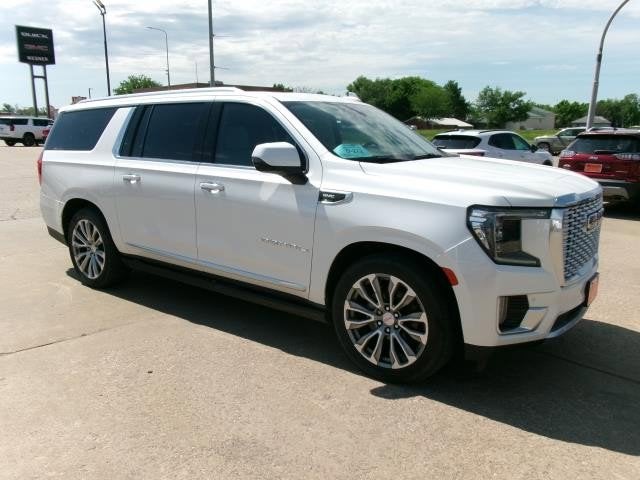 2021 GMC Yukon XL 4WD Denali