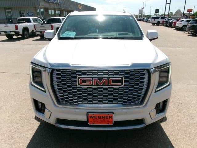 2021 GMC Yukon XL 4WD Denali