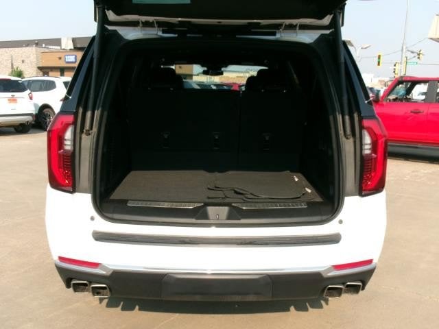 2025 GMC Yukon XL 4WD Denali