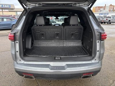 2023 Chevrolet Traverse AWD High Country