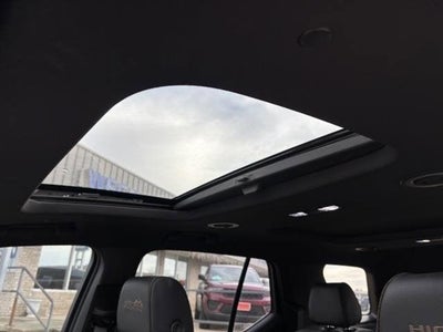 2023 Chevrolet Traverse AWD High Country