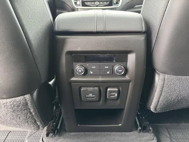 2023 Chevrolet Traverse AWD High Country