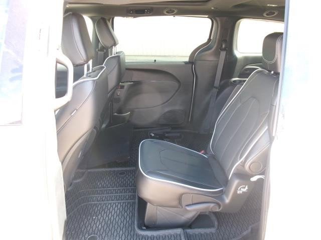 2026 Chrysler Pacifica PACIFICA LIMITED AWD