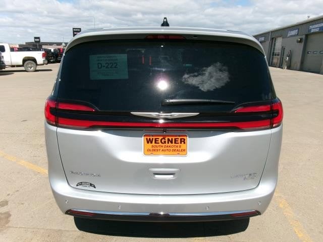 2026 Chrysler Pacifica PACIFICA LIMITED AWD