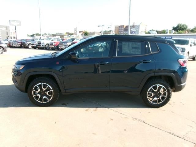 2026 Jeep Compass COMPASS TRAILHAWK 4X4