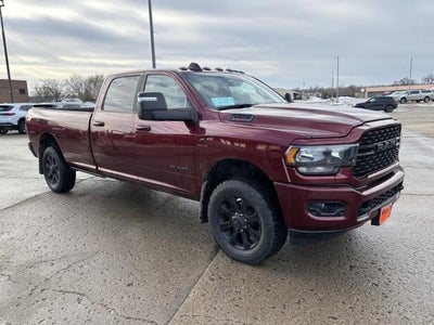 2023 RAM 3500 Big Horn Crew Cab 4x4 8' Box