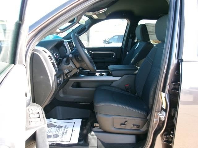 2027 RAM Ram 2500 RAM 2500 BIG HORN CREW CAB 4X4 8' BOX