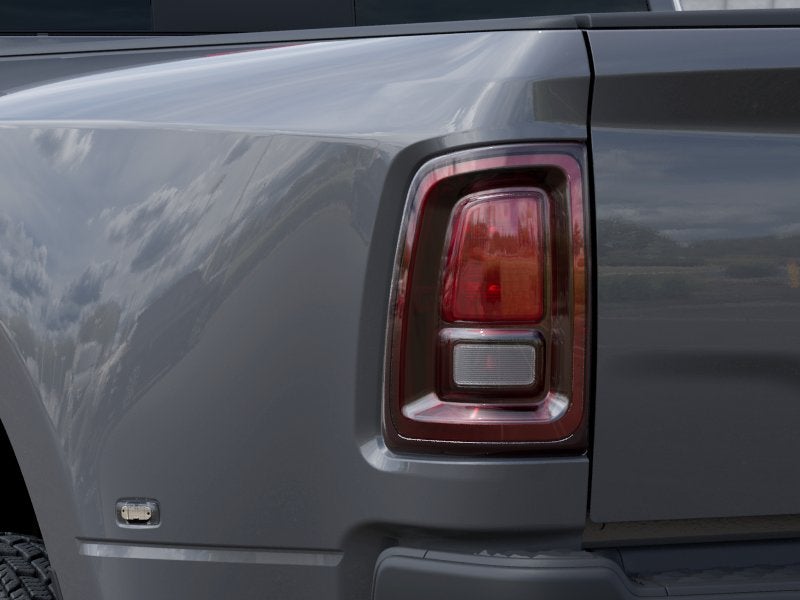 2027 RAM Ram 3500 RAM 3500 TRADESMAN CREW CAB 4X4 8' BOX