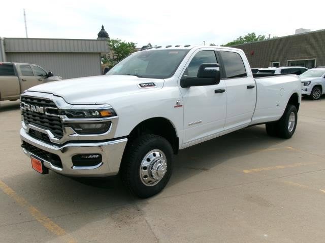 2026 RAM 3500 Big Horn 4X4 Crew Cab LWB's photo