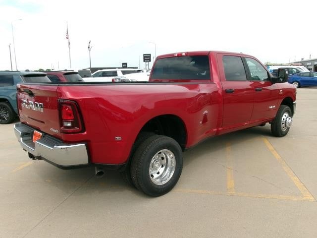 2026 RAM Ram 3500 RAM 3500 BIG HORN CREW CAB 4X4 8' BOX