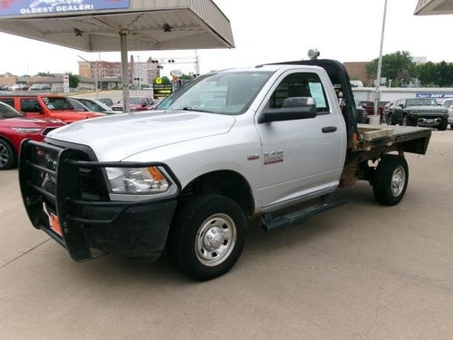 2017 RAM 2500 Tradesman Regular Cab 4x4 8' Box