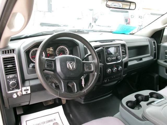 2017 RAM 2500 Tradesman Regular Cab 4x4 8' Box