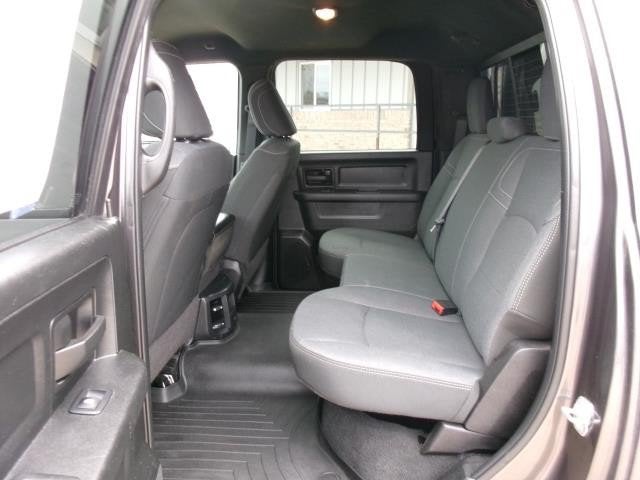 2024 RAM 2500 Tradesman Crew Cab 4x4 6'4' Box