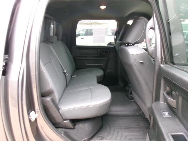2024 RAM 2500 Tradesman Crew Cab 4x4 6'4' Box