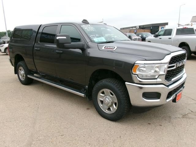 2024 RAM 2500 Tradesman Crew Cab 4x4 6'4' Box