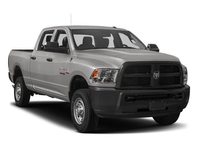 2017 RAM 2500 Tradesman Crew Cab 4x4 6'4' Box