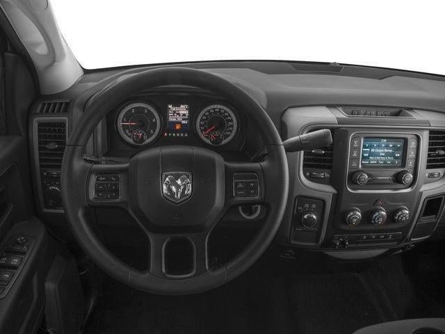 2017 RAM 2500 Tradesman Crew Cab 4x4 6'4' Box