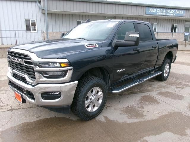 2025 RAM 2500 Big Horn Crew Cab 4x4 6'4' Box
