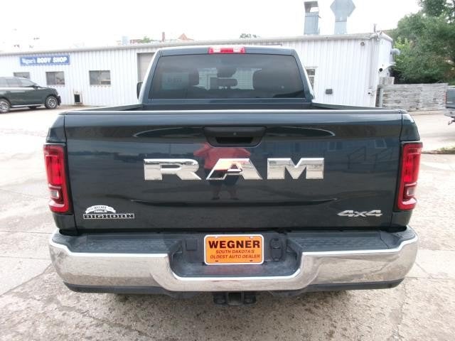 2025 RAM 2500 Big Horn Crew Cab 4x4 6'4' Box