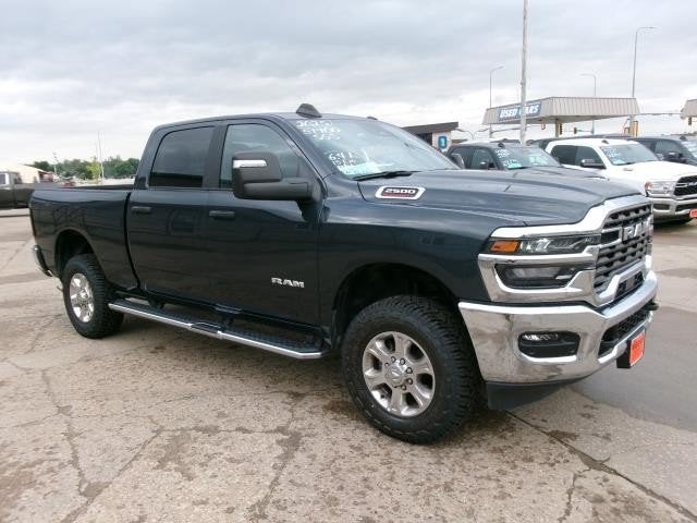 2025 RAM 2500 Big Horn Crew Cab 4x4 6'4' Box