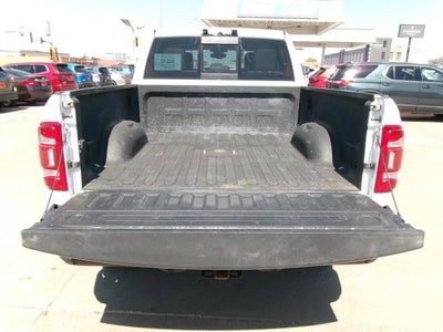 2019 RAM 2500 Laramie Crew Cab 4x4 6'4' Box