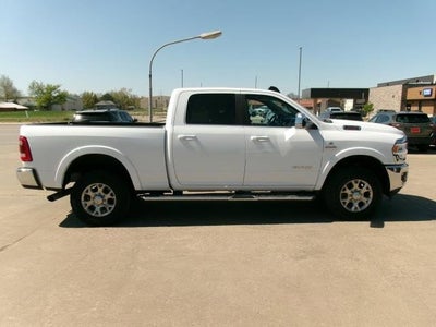 2019 RAM 2500 Laramie Crew Cab 4x4 6'4' Box