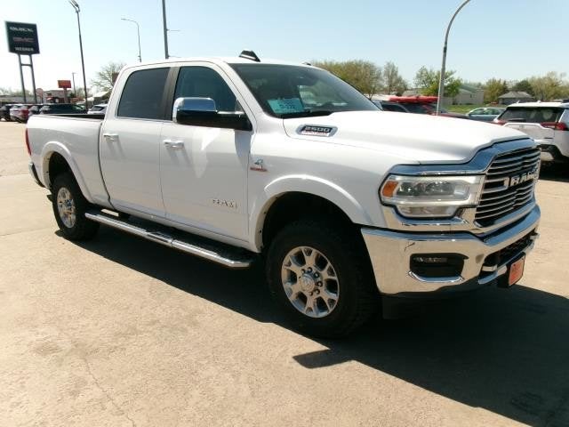 2019 RAM 2500 Laramie Crew Cab 4x4 6'4' Box